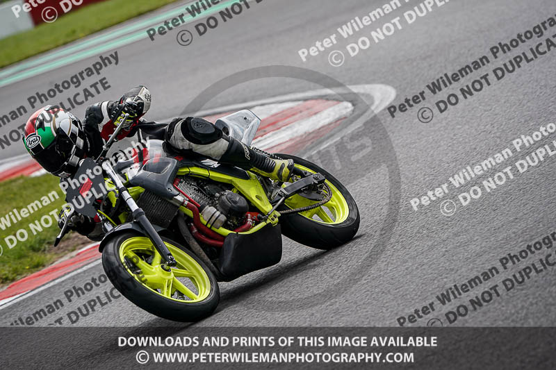 donington no limits trackday;donington park photographs;donington trackday photographs;no limits trackdays;peter wileman photography;trackday digital images;trackday photos